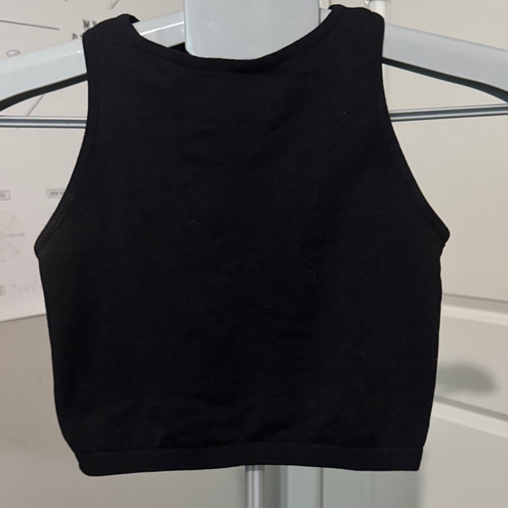 Classic Black Sleeveless Tank Top